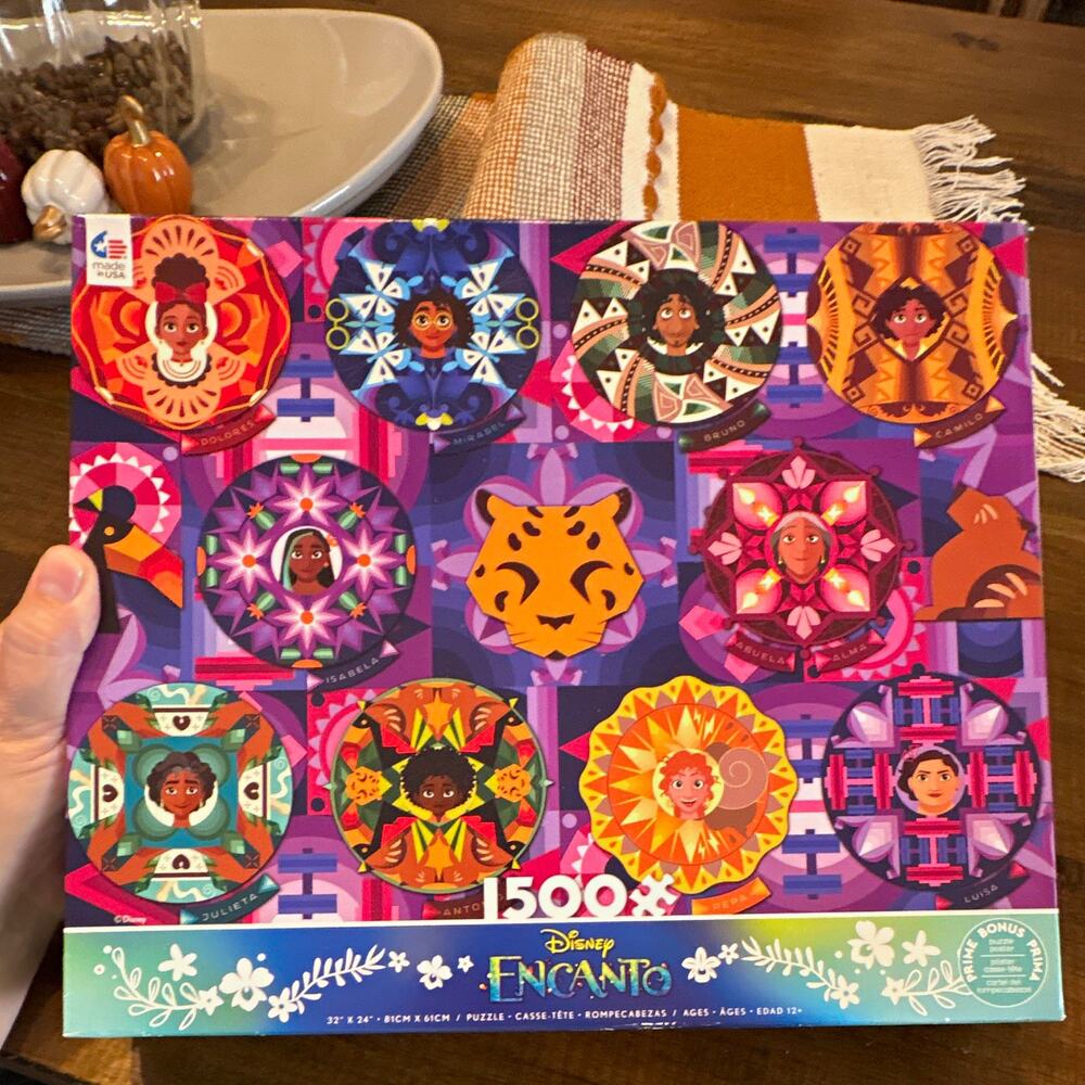 Ceaco / Disney Encanto / 1500 Piece Interlocking Cardboard Jigsaw Puzzle